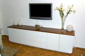 Media u. TV- Lowboard, Weiß Mattlack- Eiche furniert, *rustikal  (*passend zu anderem Möbel des Kunden)