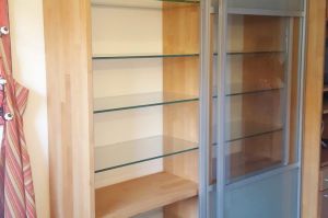 Gleittürenschrank, mit Gleittüren Alu A17 Mattglas / Klarglas mit Schrank Leimholz Buche massiv